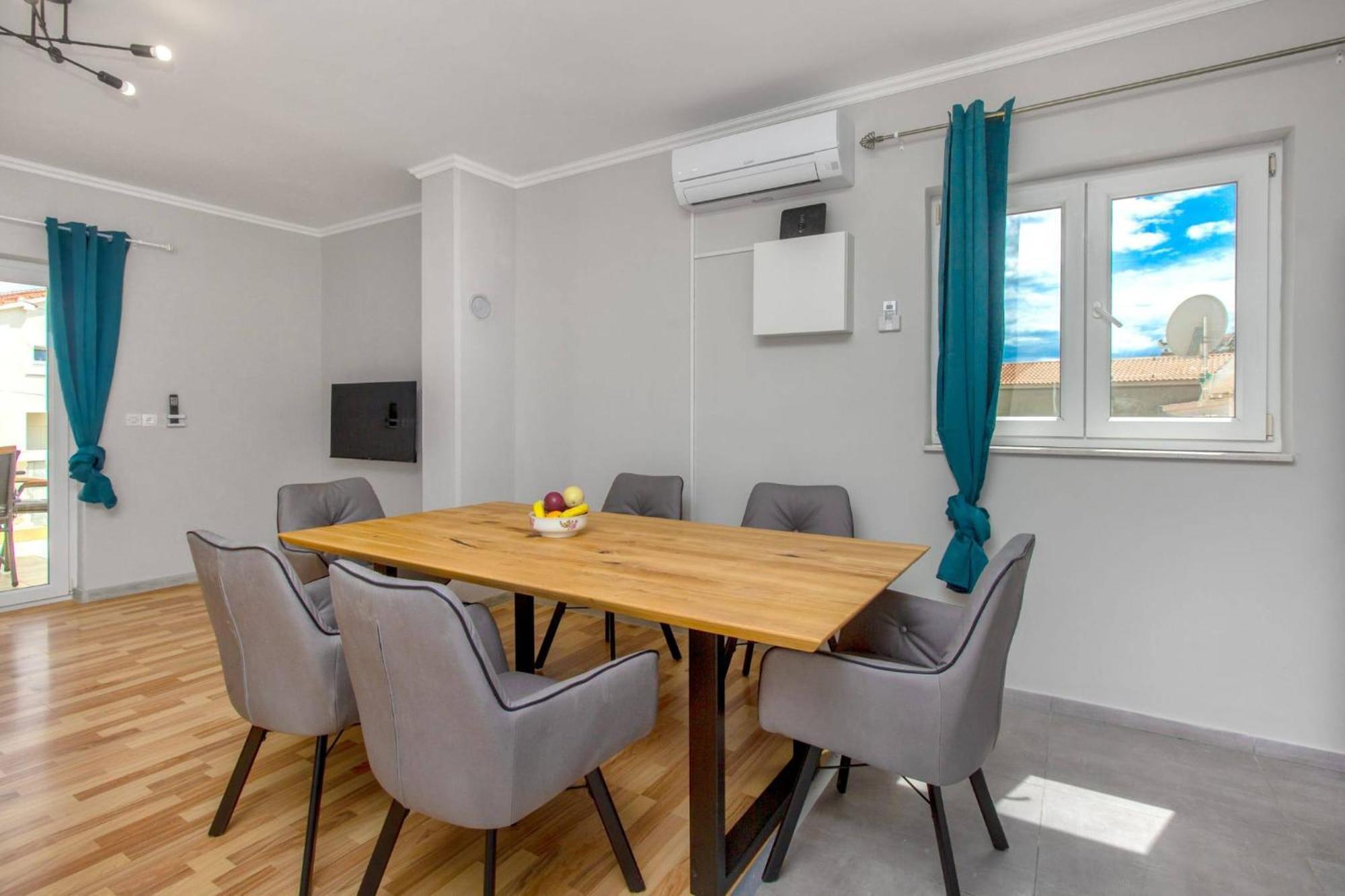 Apartments Alaga Tribalj Εξωτερικό φωτογραφία