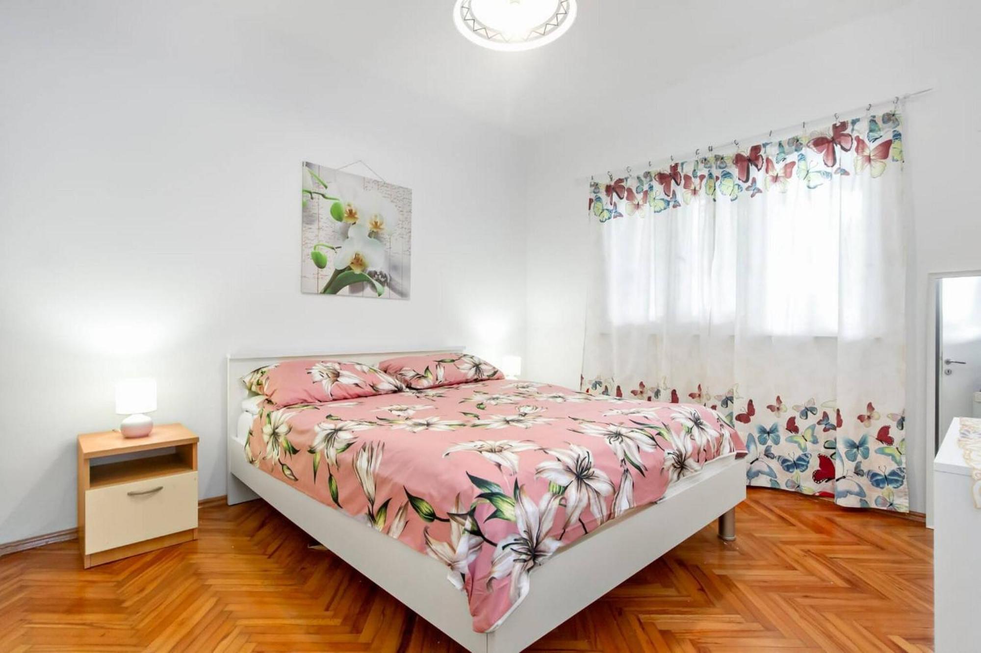 Apartments Alaga Tribalj Εξωτερικό φωτογραφία